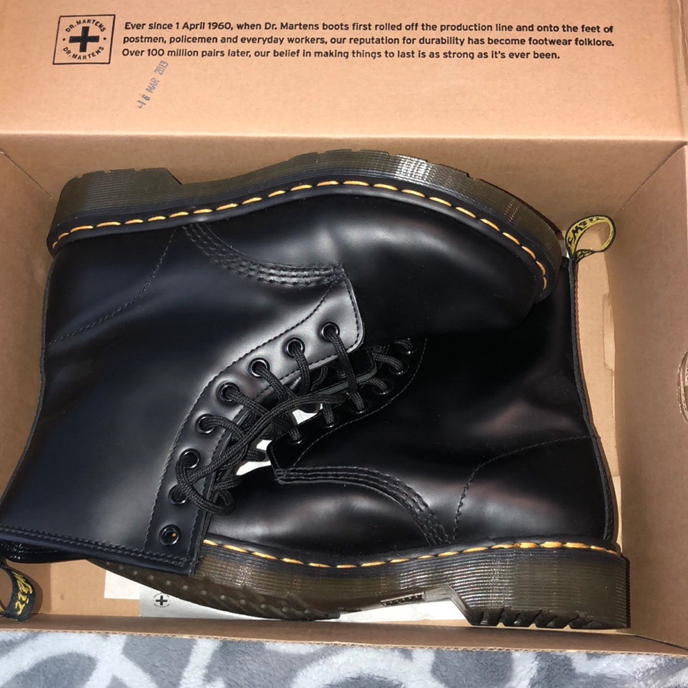Dr Martens 1460 W Women’s SMOOTH